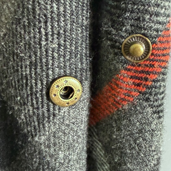 Merona Plaid Open Front Blanket Poncho Cape Women S/M Wool Blend Snap Sides Fall - Picture 5 of 13